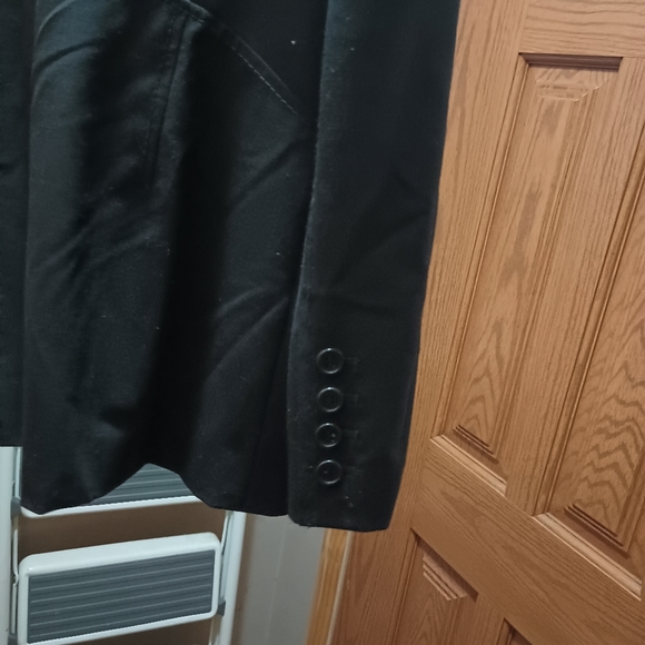 Ann Taylor blazer - Picture 2 of 9